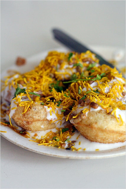 Dahi Aloo Puri