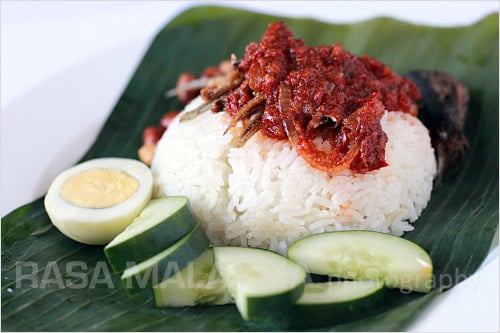 Nasi Lemak Recipe (Malaysian Coconut Milk Rice with Anchovies Sambal) Nasi Lemak