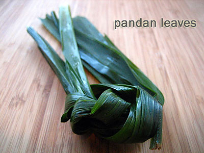 Pandan Leaves / Screwpine Leaves