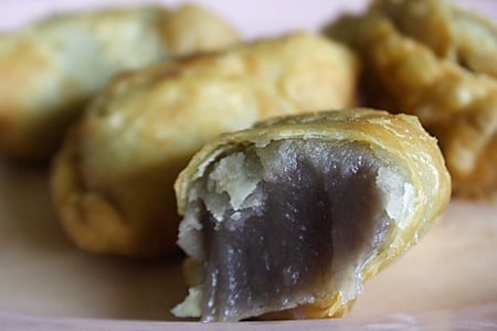 Taro/Yam Paste (Or Nee) Puff